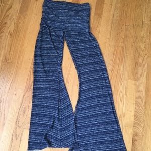 Knit jersey bellbottom pants